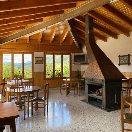 Hostal Alt Llobregat Касталя-да-н'Уг Екстер'єр фото