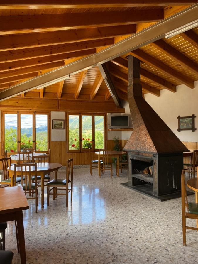 Hostal Alt Llobregat Касталя-да-н'Уг Екстер'єр фото